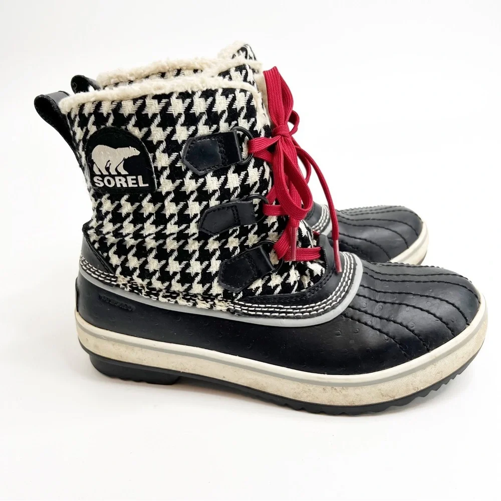 Sorel Black & White Houndstooth Winter Boots with Red Laces
